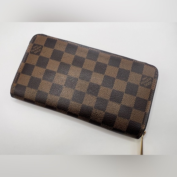 LOUIS VUITTON DAMIER EBENE ZIPPY WALLET - Picture 2 of 9